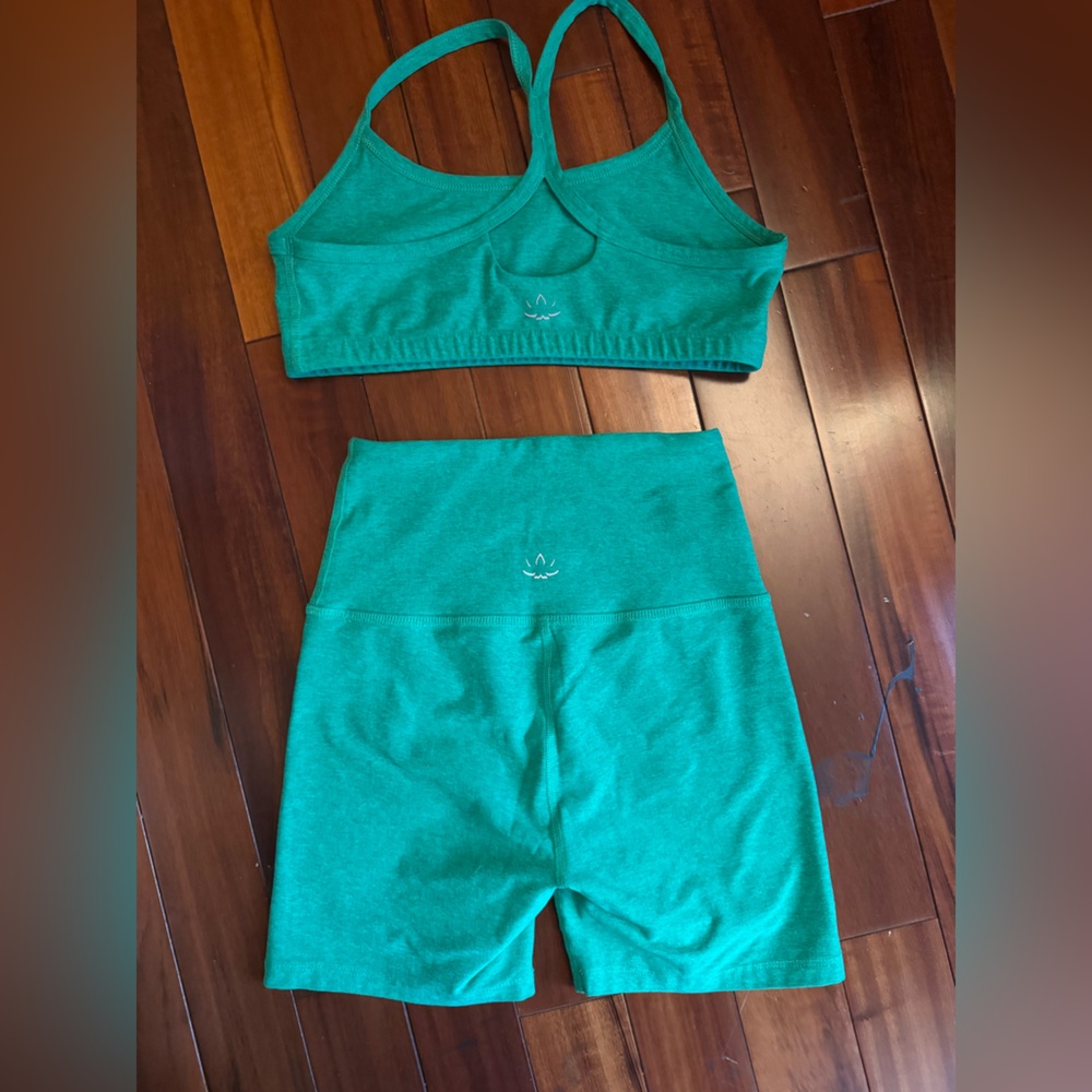 Beyond Yoga Biker Shorts Set